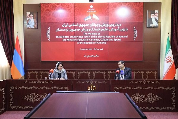 وزیر ورزش: از تجارب ارمنستان در توسعه شطرنج ایران استفاده میکنیم