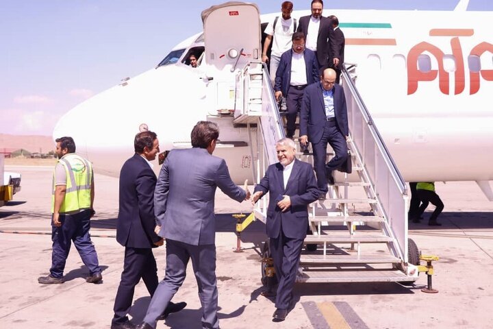 وزیر میراث فرهنگی وارد آذربایجان شرقی شد