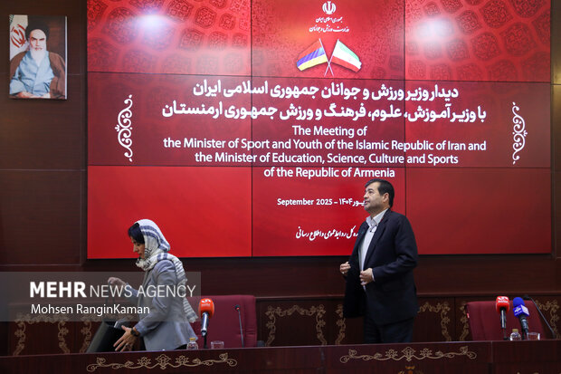 دیدار وزیر فرهنگ، آموزش و ورزش ارمنستان با وزیر ورزش و جوانان ایران 18