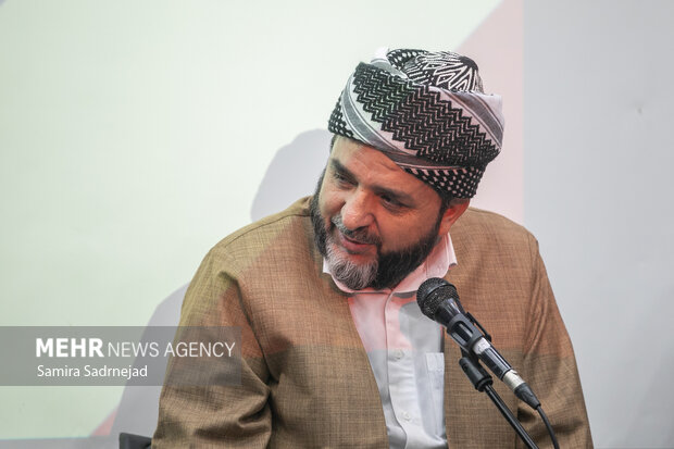 نقش رسانهها در تقویت وحدت