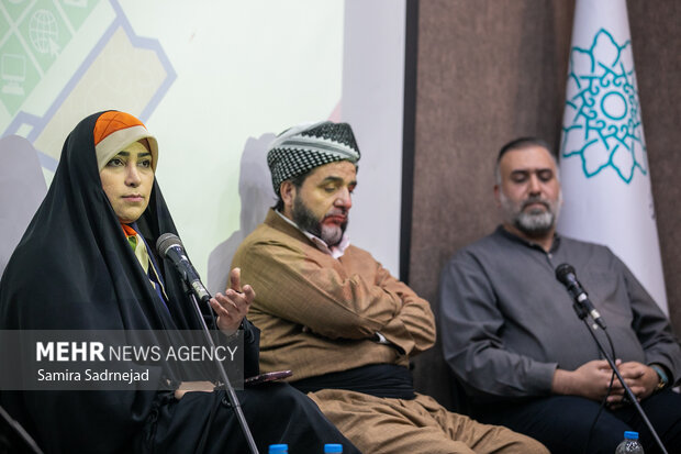 نقش رسانهها در تقویت وحدت