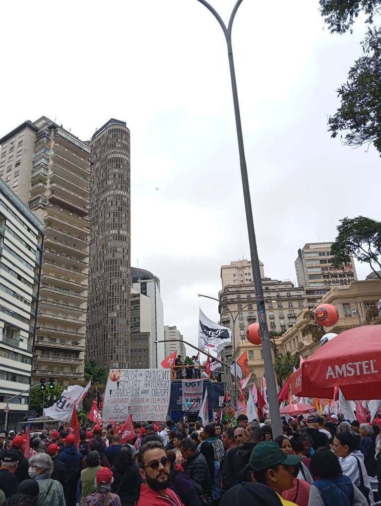 تظاهرات در روز ملی برزیل؛شعارهای ضد آمریکایی - صهیونیستی طنین انداز شد