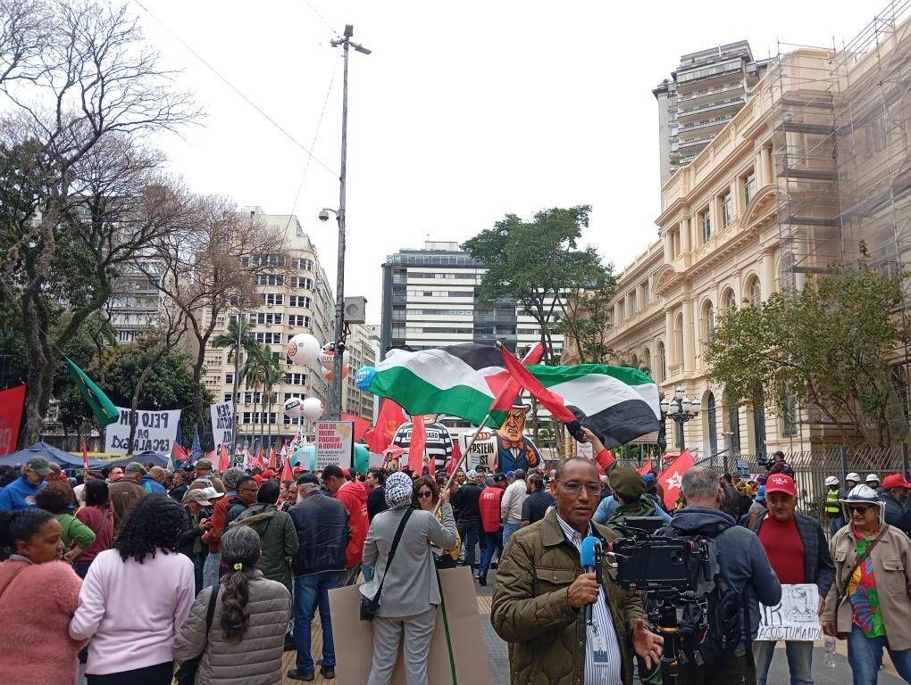 تظاهرات در روز ملی برزیل؛شعارهای ضد آمریکایی - صهیونیستی طنین انداز شد