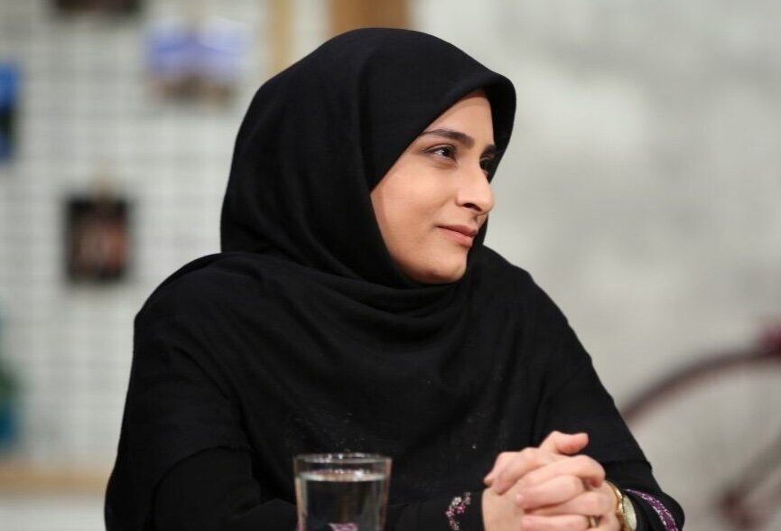 لمس حقیقت در گرو رنج کشیدن شاعر؛ لفاظی را «شعر متفاوط» و شاهکار ننامیم