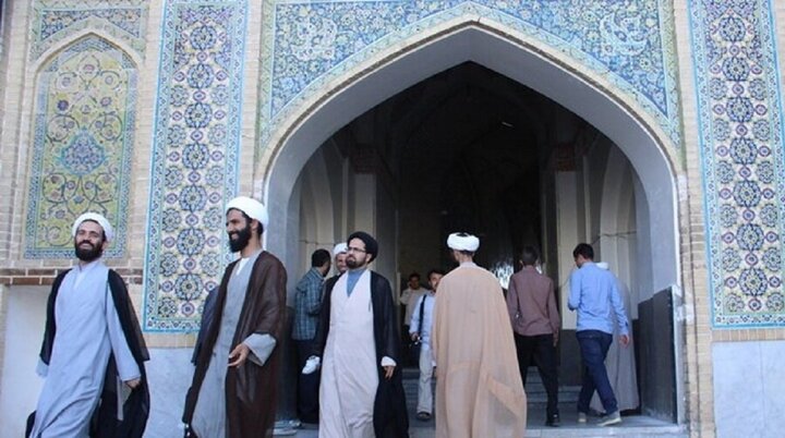 امامان جماعت با ۶۰۰ ایده به سراغ جشنهای هفته وحدت رفتند
