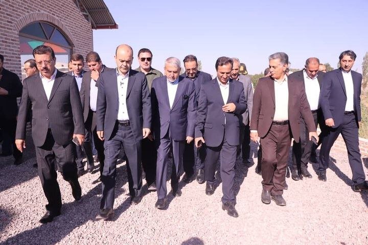 بازدید وزیر میراث‌فرهنگی،گردشگری و صنایع‌دستی از پروژه پل معلق سراب