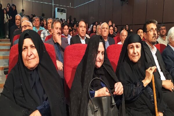 ناگفته های دهدشت از زبان بی بی گردآفرید؛ از صلح و سازش تا همبستگی ناگفته های دهدشت از زبان بی بی گردآفرید؛ از صلح و سازش تا همبستگی