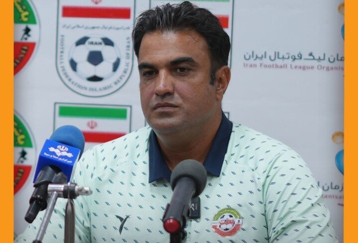 میرترابی: فوتبال جسورانه را دوست دارم و به جوانان اعتماد میکنم