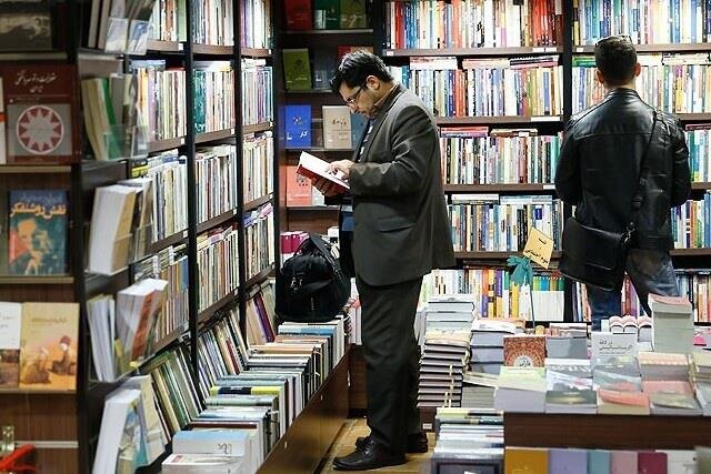 یارانه 25 درصدی خرید کتاب از کتابفروشی‌ها در طرح «میلاد نور»