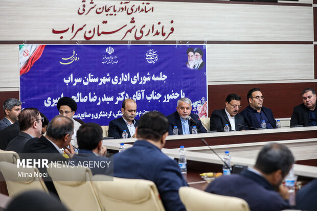 دومین روز سفر وزیر میراث فرهنگی به آذربایجان شرقی