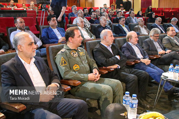 همایش تقدیر از حامیان سلامت استان گیلان