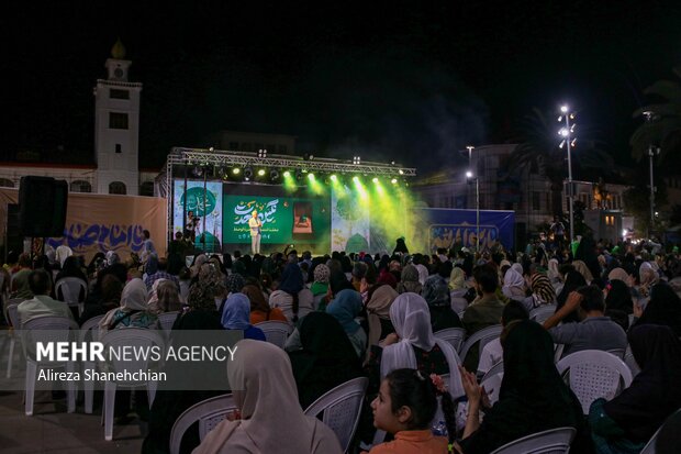 جشن بزرگ ولادت حضرت رسول(ص) در پیاده راه فرهنگی رشت