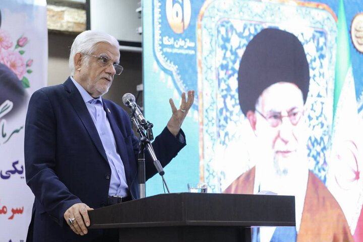 عارف: وظیفه دولت مهار قیمت کالاهای اساسی است