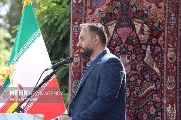 جشنواره فرش دستباف روستای جیریا در اراک
