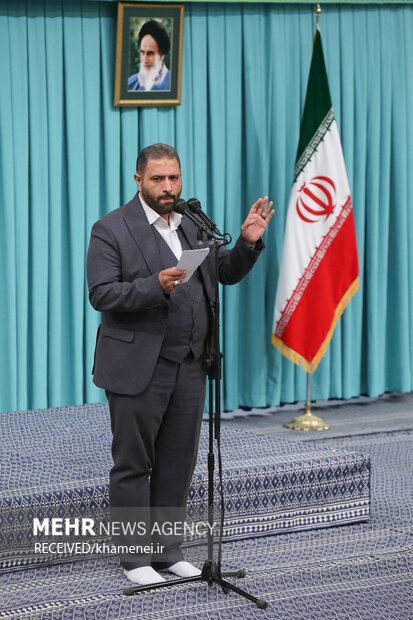 مراسم گرامیداشت عید میلاد پیامبر اکرم و امام صادق در حسینیه امام خمینی 10