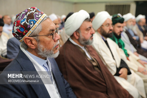 مراسم گرامیداشت عید میلاد پیامبر اکرم و امام صادق در حسینیه امام خمینی 29