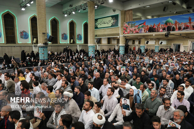 مراسم گرامیداشت عید میلاد پیامبر اکرم و امام صادق در حسینیه امام خمینی 33