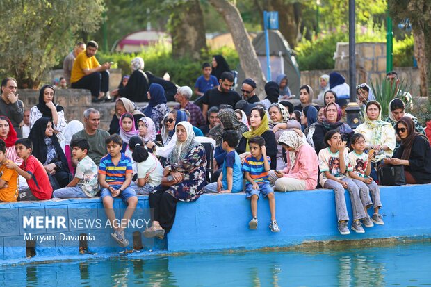 همایش «دف نوازان» در بجنورد