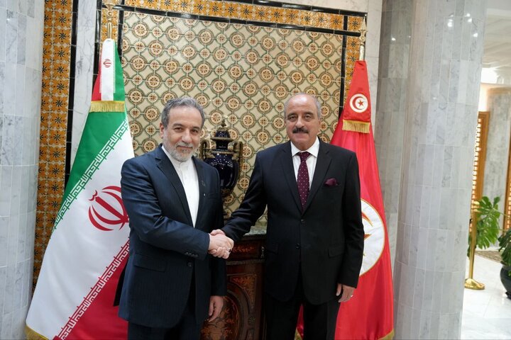 وزيرا خارجية ايران وتونس يعربان عن قلقهما من توسع نطاق النزعة الحربية للكيان الصهيوني