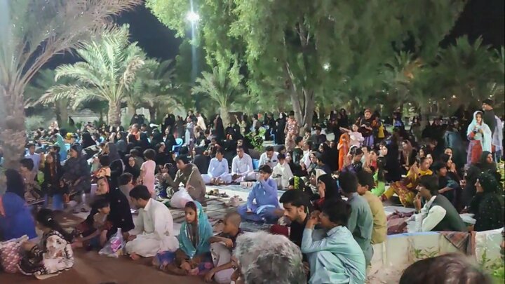 برگزاری جشن وحدت و ولادت پیامبر رحمت در سراوان