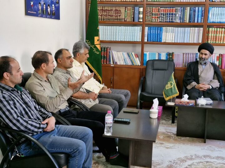 دیدار هیئت کوهنوردی خلخال باامام جمعه؛تأکید بر توسعه ورزشهای کوهستانی