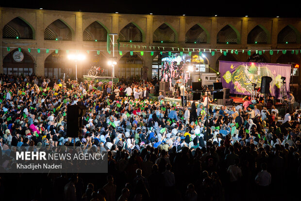 جشن امت احمد در میدان عتیق اصفهان