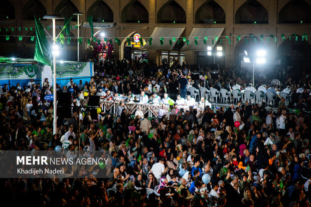 جشن امت احمد در میدان عتیق اصفهان