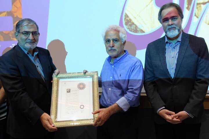 اهدای نشان هنری به مجتبی راعی و نامگذاری ۲ سالن در سازمان سینمایی