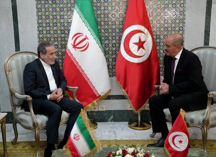 Iran, Tunisia hold extensive talks on bilateral cooperation