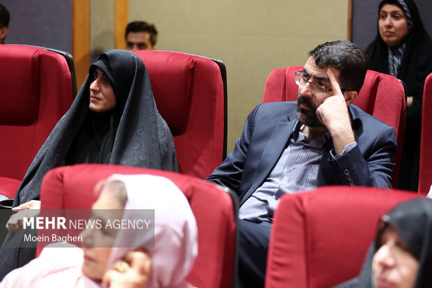 آیین اهدای گواهینامه درجه یک هنری به «مجتبی راعی»