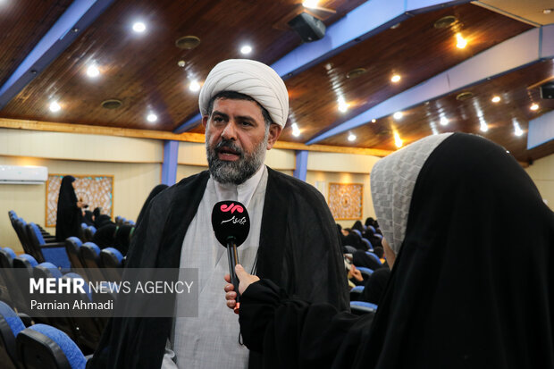 طراحی ۱۳ راهبرد و پیام تبیینی برای مقابله با فتنه دشمنان