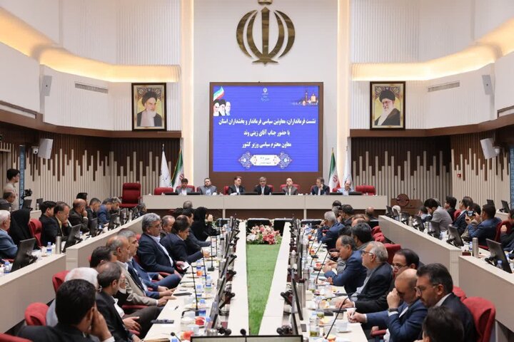 معاون سیاسی وزیر کشور: به‌روزرسانی قانون احزاب در دستور کار است