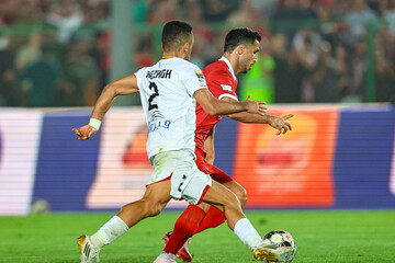 گلایه مهاجم ملی‌پوش پرسپولیس: دو سال است خط می‌دهند من را بزنند!