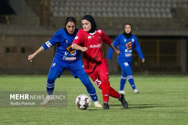 اولین هفته لیگ برتر بانوان - ایستا البرز پرسپولیس