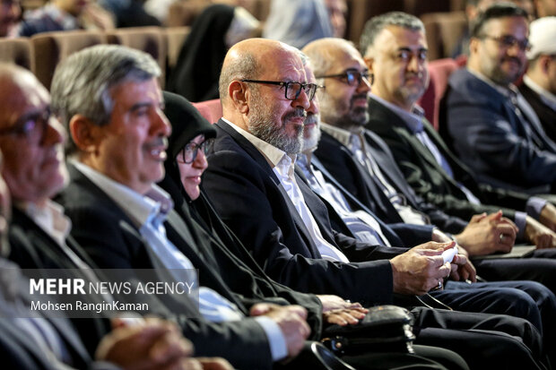 آیین تقدیر از پذیرفتهشدگان سمپاد مناطق هدف بنیاد علوی 3