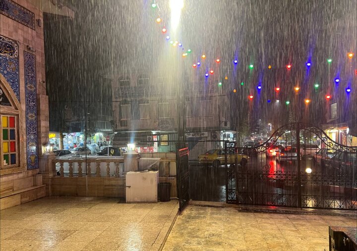 بارش شدید باران در فومن بارش شدید باران در فومن