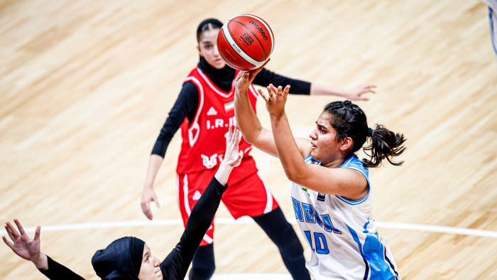 women U16 basketball