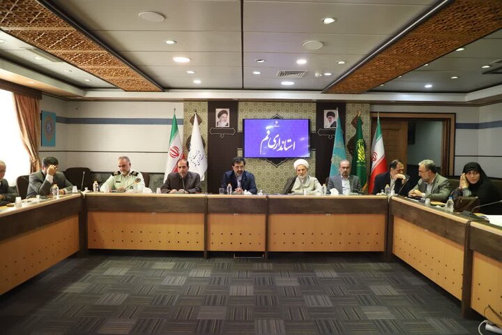 لزوم تعامل آموزش و پرورش قم با دستگاههای اجرایی برای رفع موانع حقوقی