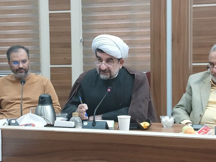 دنیا در حمایت از عدالت و عدالت خواهی بیدار شده است