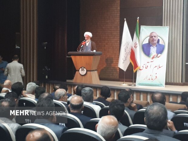 تأکید امام جمعه شاهرود بر حل بحران آب و پاسخگویی به مطالبات مردمی