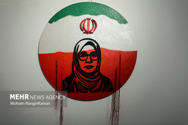 نمایشگاه «هنر در برابر جنگ»