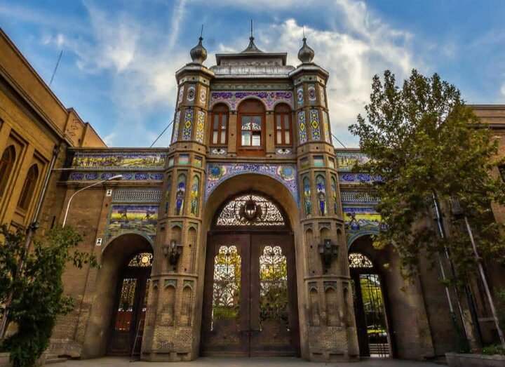 افتتاح جشنواره هنرهای تجسمی جوانان در دانشگاه هنر