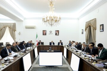 عارف: طبق سند چشم انداز تا سال آینده عقب افتادگی‌های علمی جبران می‌شود