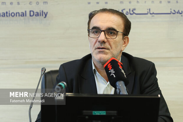 رئیسزاده: استقلال نظام پزشکی از دولت راه نجات سلامت مردم است