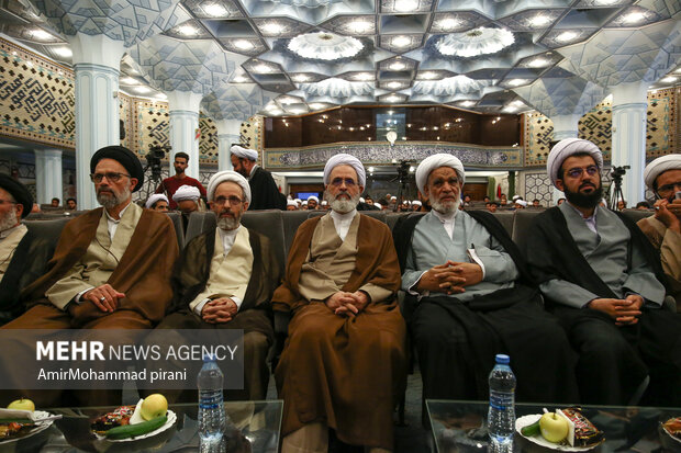 آئین افتتاحیه سال تحصیلی موسسه آموزشی پژوهشی امام خمینی (ره)