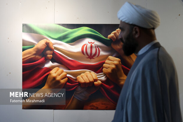 نمایشگاه عکس «12 روز ایران» 11