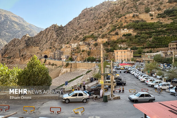 اسکله قایقرانی هجیج؛ مقصد گردشگران در دل اورامانات