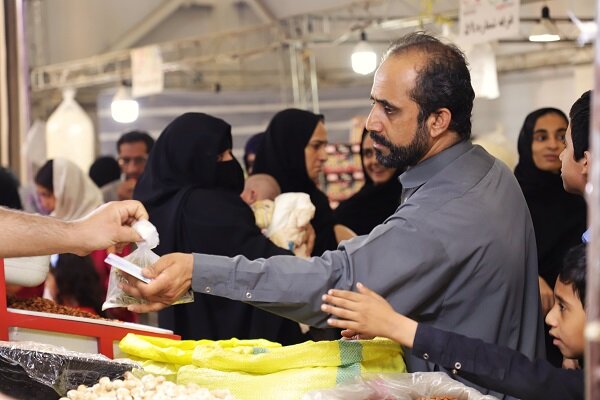 نمایشگاه پاییزه زاهدان در خدمت خانوادهها؛ قیمت ها به شدت نظارت میشود