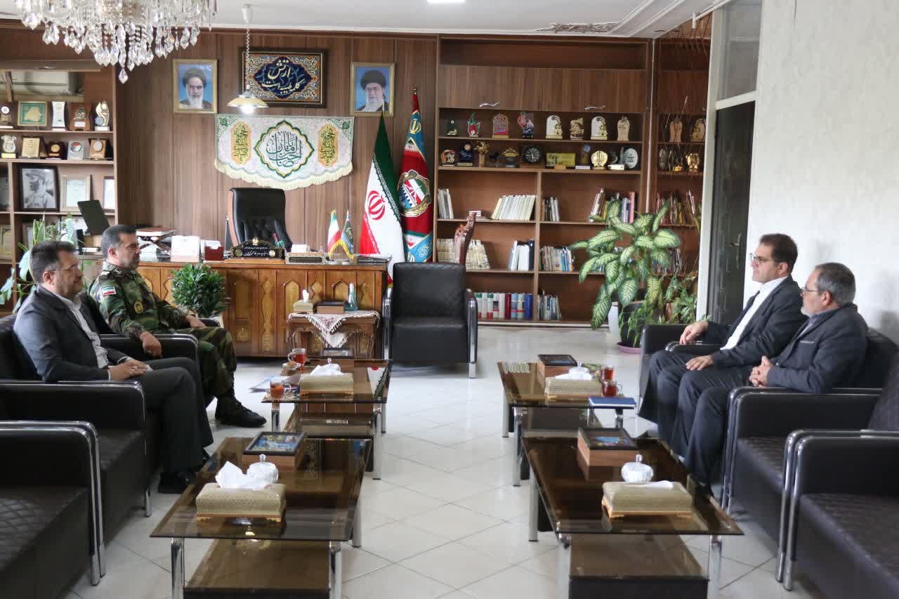 تربیت نیروی انسانی کارآمد راهبرد همیشگی ارتش در خدمت به ملت است تربیت نیروی انسانی کارآمد راهبرد همیشگی ارتش در خدمت به ملت است