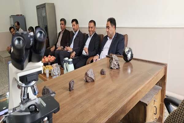 دبیرخانه ملی شهاب سنگ ایران در زرند راه اندازی شد
